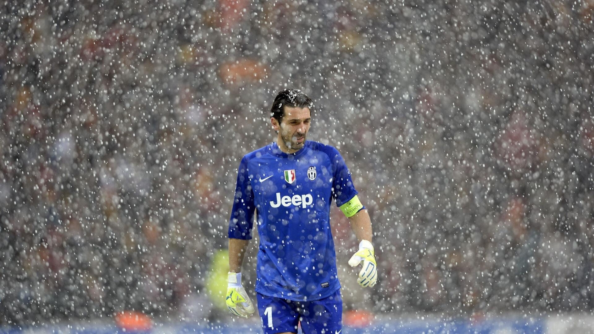 奥格斯堡主场1-0战胜沃尔夫斯堡，保级关键三分，奥格斯堡vs